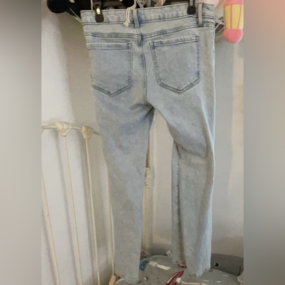 Light wash, low rise, flared jeans - Picture 4 of 4